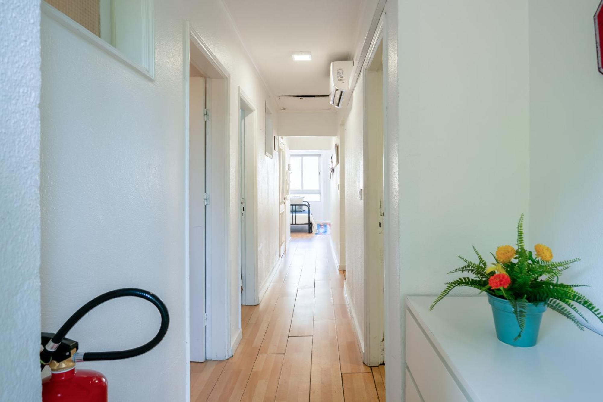 Host Wise - Large Flat W Terrace - Ace Location At Aliados Apartment Porto Ngoại thất bức ảnh