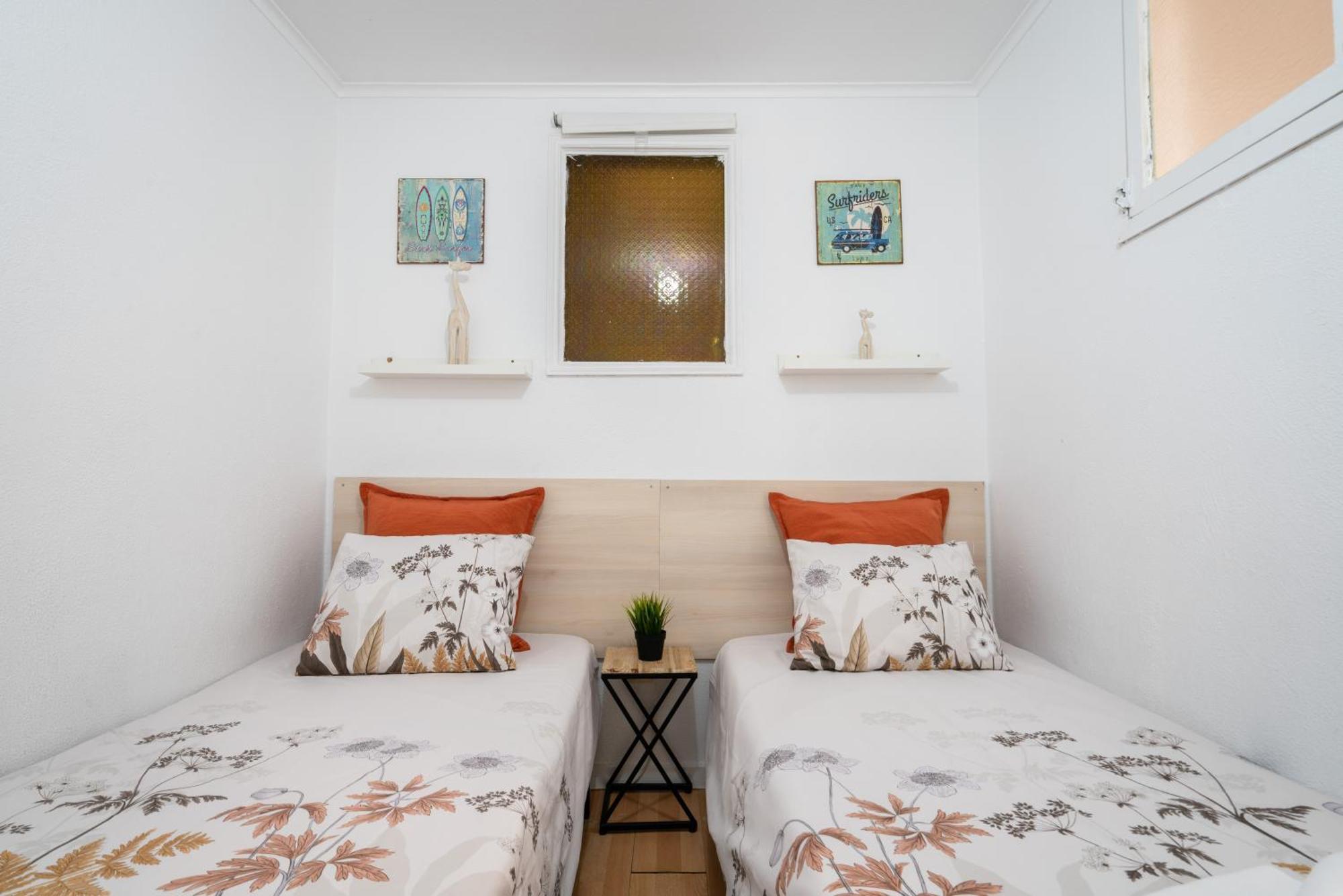 Host Wise - Large Flat W Terrace - Ace Location At Aliados Apartment Porto Ngoại thất bức ảnh