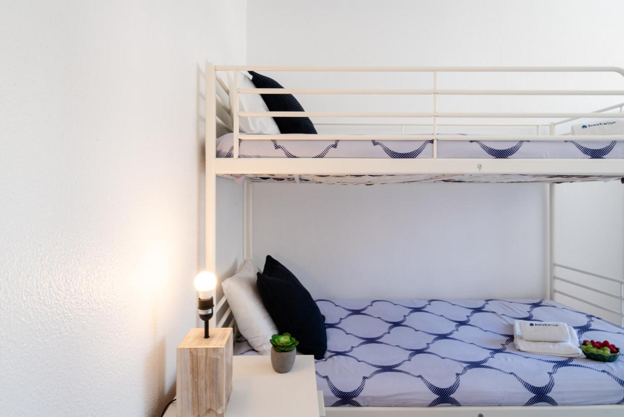 Host Wise - Large Flat W Terrace - Ace Location At Aliados Apartment Porto Ngoại thất bức ảnh