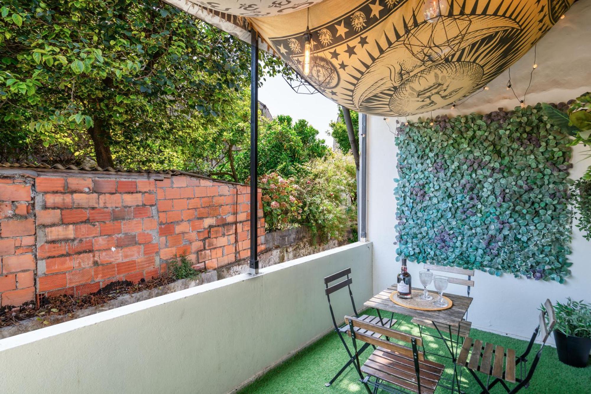 Host Wise - Large Flat W Terrace - Ace Location At Aliados Apartment Porto Ngoại thất bức ảnh