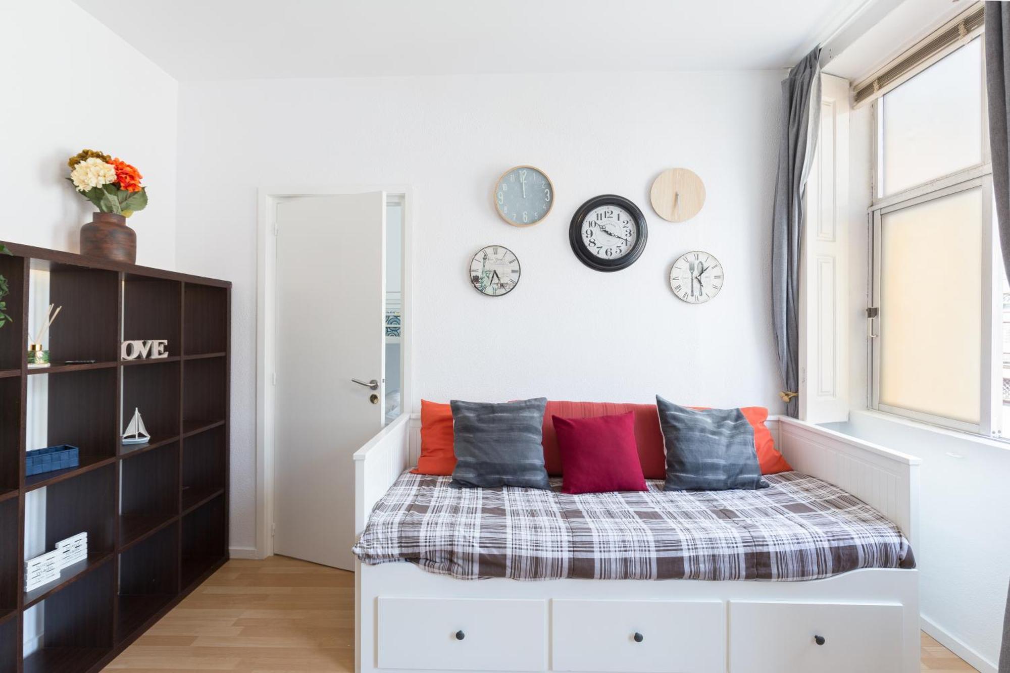 Host Wise - Large Flat W Terrace - Ace Location At Aliados Apartment Porto Ngoại thất bức ảnh