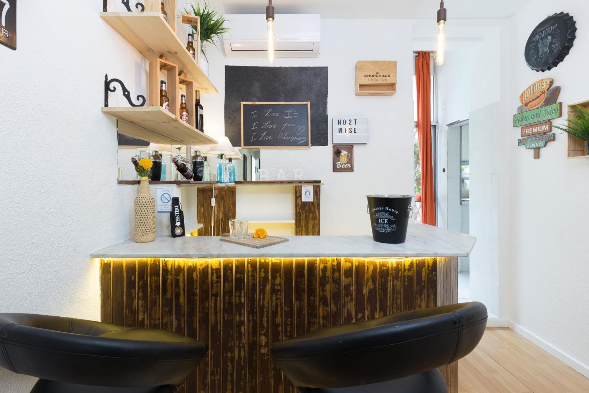 Host Wise - Large Flat W Terrace - Ace Location At Aliados Apartment Porto Ngoại thất bức ảnh