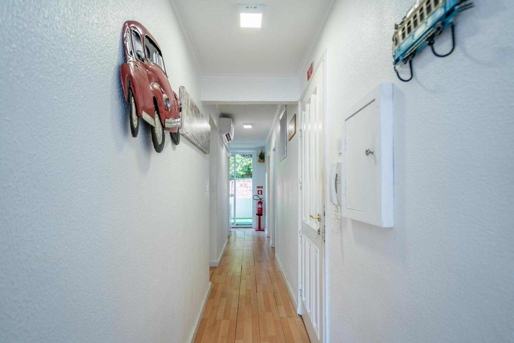 Host Wise - Large Flat W Terrace - Ace Location At Aliados Apartment Porto Phòng bức ảnh