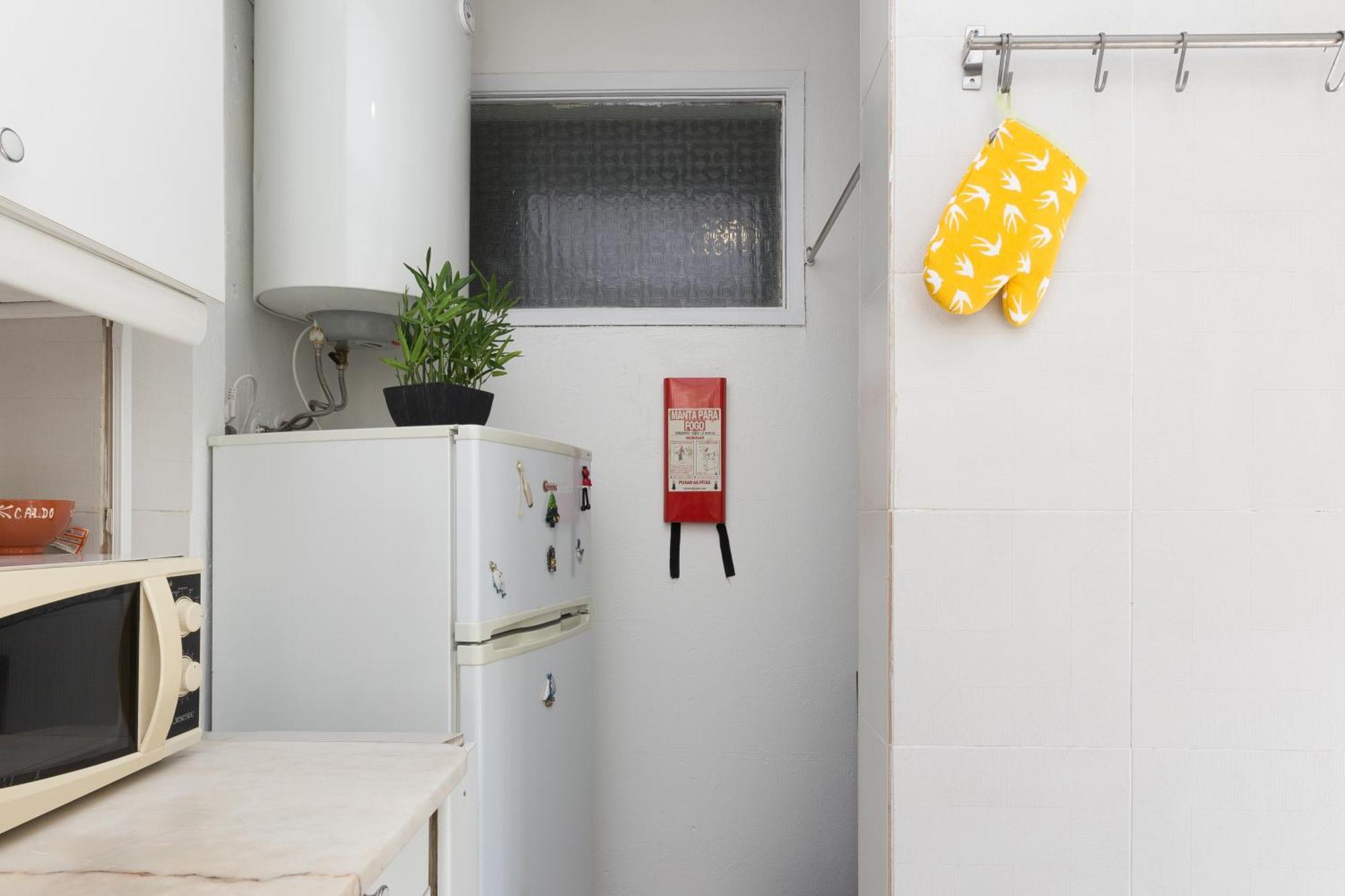 Host Wise - Large Flat W Terrace - Ace Location At Aliados Apartment Porto Phòng bức ảnh