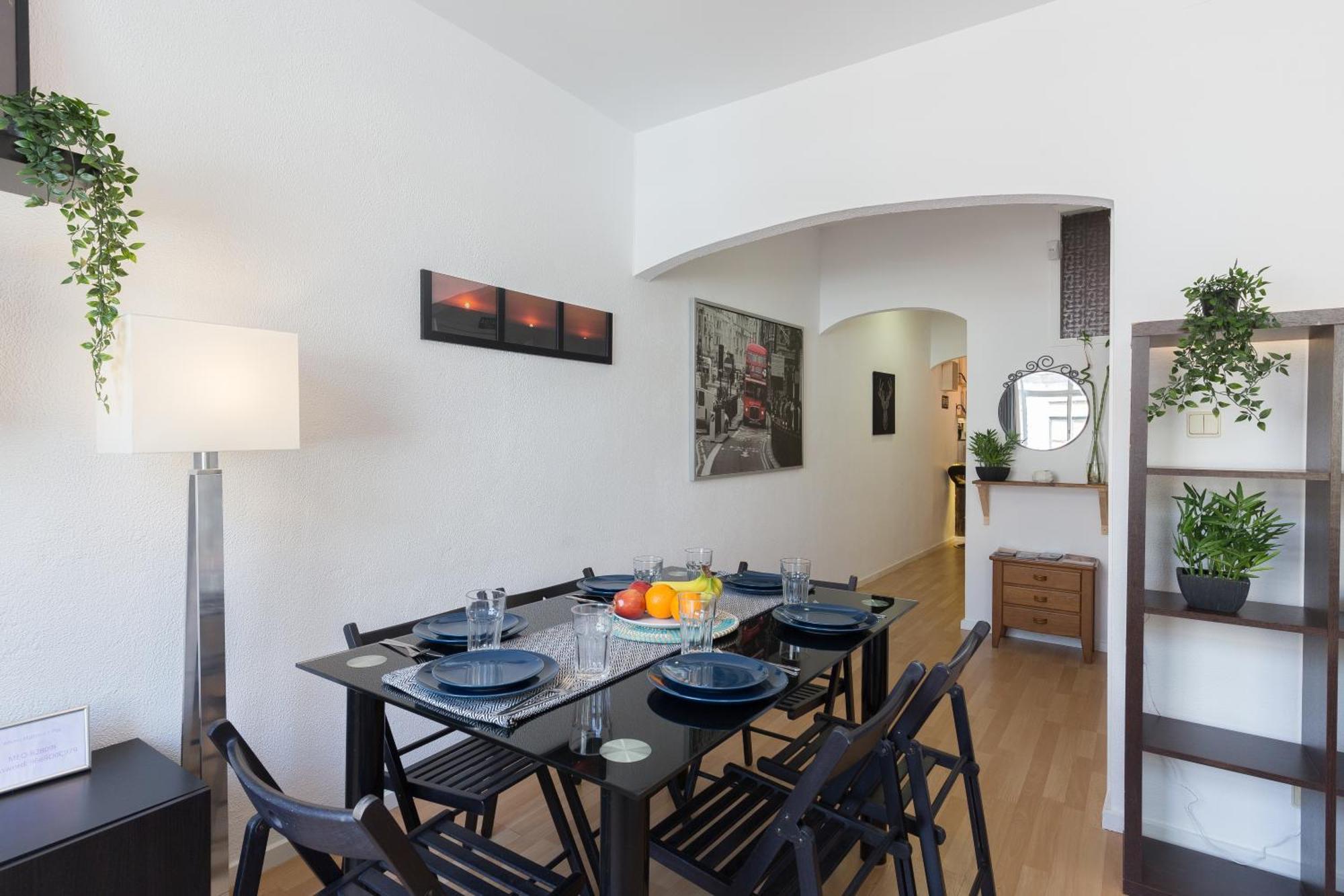 Host Wise - Large Flat W Terrace - Ace Location At Aliados Apartment Porto Phòng bức ảnh